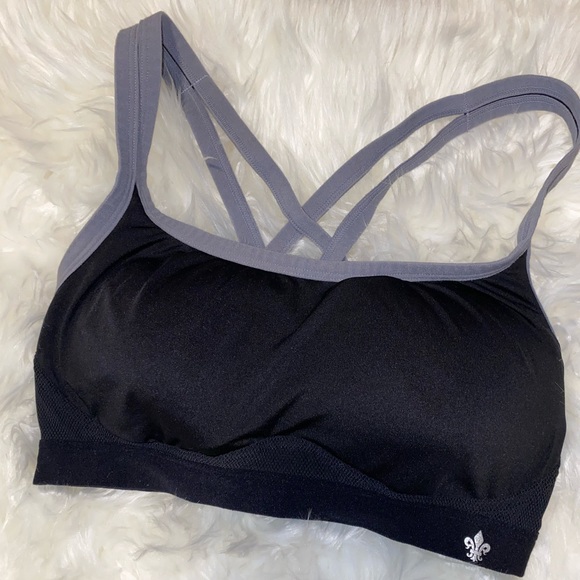 lillys of france Other - 🌸Cute black and grey sports bra